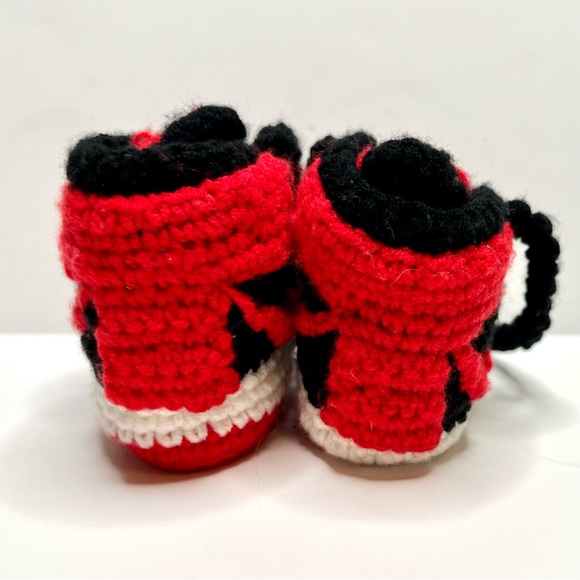 Crochet Retro 1 Baby Booties - Picture 6 of 7